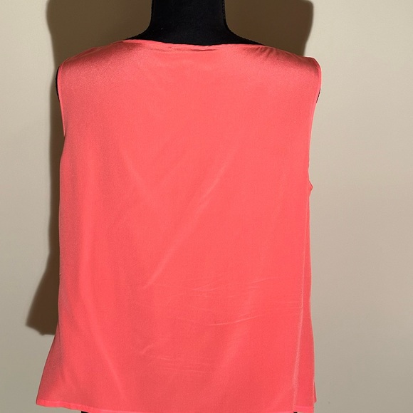 ESCADA Shell - Picture 3 of 7